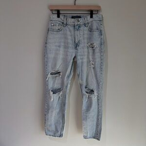 Aeropostale Women's Mom Jeans Size 6 Light Wash Distressed Ripped Denim